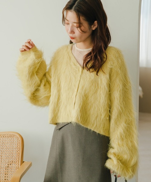 Kastane(カスタネ)の「シャギークロップドカーディガン(カーディガン/ボレロ・レディース・グレー/レモンイエロー/アイボリー/ブラウン・FREE)」の4枚目の写真