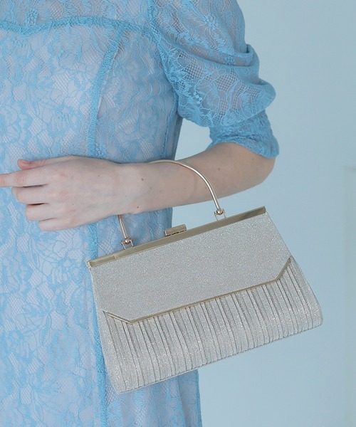 haremode（ハレモード）の「ラメプリーツハンドル付きパーティーバッグ（クラッチバッグ・レディース・シルバー/ブラック/ベージュ・FREE）」の17枚目の写真