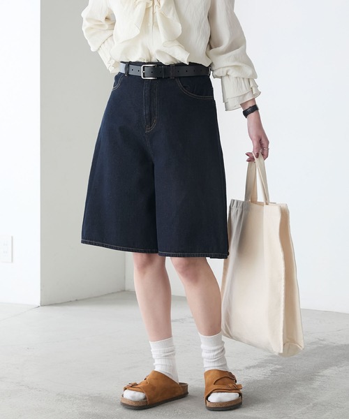 BONLECILL(ボンルシール)の「サイドタックデニムキュロットハーフパンツ(デニムパンツ・レディース・ネイビー/ブラック・M/L)」の15枚目の写真