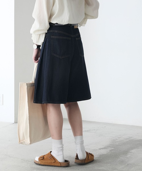 BONLECILL(ボンルシール)の「サイドタックデニムキュロットハーフパンツ(デニムパンツ・レディース・ネイビー/ブラック・M/L)」の16枚目の写真