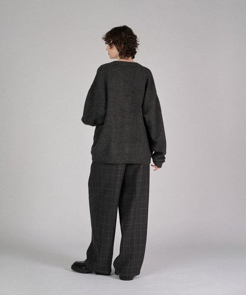 ONCILY（オンシェリー）の「MELTY HEART LOGO KNIT CARDIGAN  /  メルティーハートロゴニットカーディガン（カーディガン/ボレロ・メンズ・ネイビー/グレー/チャコールグレー/ブラック/グリーン/アイボリー/ブルー・SMALL/MEDIUM/LARGE）」の18枚目の写真