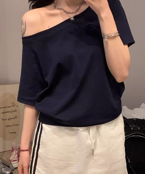 Dream garden(ドリームガーデン)の「2wayオフショルダーTシャツ(Tシャツ/カットソー・レディース・レッド/ホワイト/ネイビー/ブラック/グレー・FREE)」の17枚目の写真