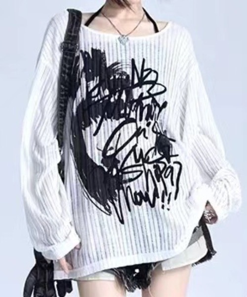 lilful(リルフル)の「透かし編み ロゴプリント オーバーサイズ ロンT(Tシャツ/カットソー・レディース・ブラック/ホワイト・L/M)」の3枚目の写真