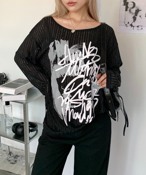 lilful(リルフル)の「透かし編み ロゴプリント オーバーサイズ ロンT(Tシャツ/カットソー・レディース・ブラック/ホワイト・L/M)」の5枚目の写真