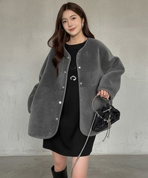 by LEGNA（バイレグナ）の「2WAYリバーシブルノーカラーコート