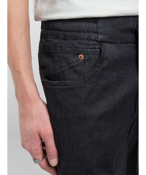 REPLAY(リプレイ)の「リラックステーパードLANNY Touch denim(デニムパンツ・メンズ・ブラック・W28xL30/W30xL30/W32xL30/W34xL30/W33xL30/W31xL30/W29xL30/W36xL30)」の5枚目の写真