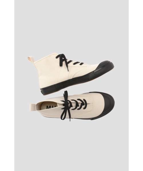 MHL.（エムエイチエル）の「HIGH TOP CANVAS TRAINERS（スニーカー・メンズ・ベージュ系その他2/グレー系その他7・26.0/28.0/27.0）」の2枚目の写真