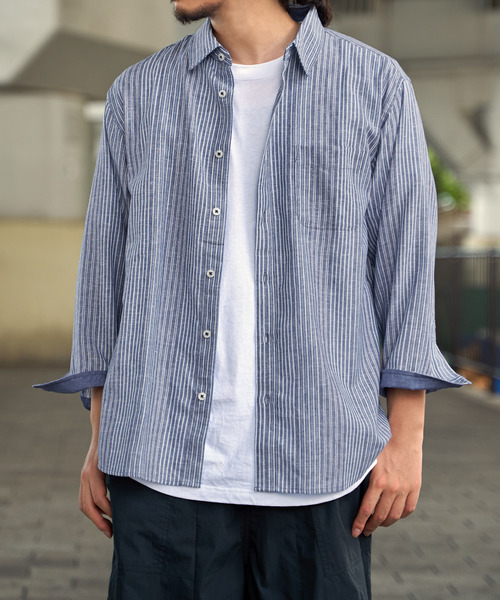 ikka（イッカ）の「【吸水速乾】7分袖イージーケアリネンストライプシャツ（シャツ/ブラウス・メンズ・ベージュ/ネイビー・XL/L/M/S）」の2枚目の写真