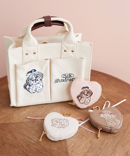 MAJESTIC LEGON（マジェスティックレゴン）の「SZKコラボ ハートチャームポーチ（ポーチ・レディース・ピンク/モカ/アイボリー・FREE）」の4枚目の写真