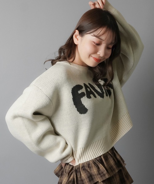 SPINNS（スピンズ）の「ショート丈ニット/FAVOR（ニット/セーター・レディース・チャコール/アイボリー/ブラウン/ネイビー・ONESIZE）」の16枚目の写真