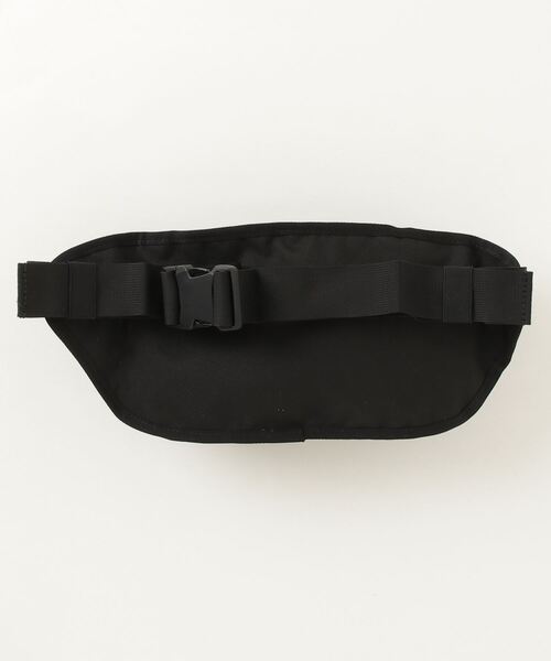 THE NORTH FACE(ザノースフェイス)の「THE NORTH FACE / Explore Hip Pack / NF0A3KZX(ボディバッグ/ウエストポーチ・レディース・ブラック・ONESIZE)」の2枚目の写真
