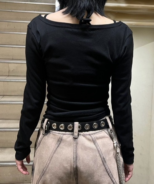 XU(エックスユー)の「【Never mind the XU】v neck vintage print long sleeve tee / 【ネバーマインド ザ エックスユー】Vネックヴィンテージプリント長袖Tシャツ(Tシャツ/カットソー・レディース・ホワイト/ブラック/グレー・ONE SIZE)」の10枚目の写真