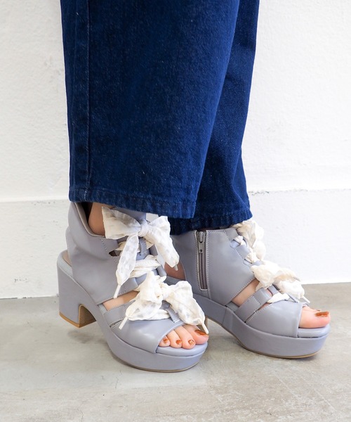 byあしながおじさん（バイアシナガオジサン）の「厚底ダブルリボンサンダル　8490103（サンダル・レディース・ラベンダー/ブラック/アイボリー・S/M/L/LL）」の19枚目の写真