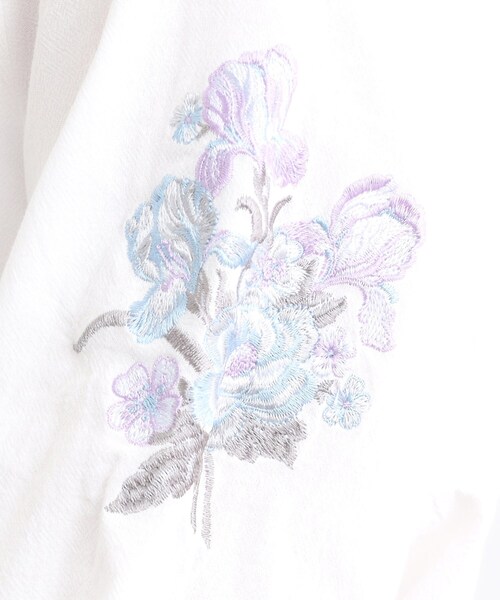 LAURA ASHLEY / ローラ アシュレイ 【コットン100％／刺繍入り】ウェストウェル バンチ柄刺繍ブラウス コットン100％／刺繍入り】ウェストウェル バンチ柄刺繍ブラウス