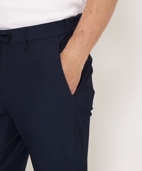 DESIGNWORKS(デザインワークス)の「【セットアップ対応】トリコットサッカー サイドゴム スラックス(スラックス・メンズ・グレー/チャコールグレー/ネイビー・46/50/48/44)」の9枚目の写真