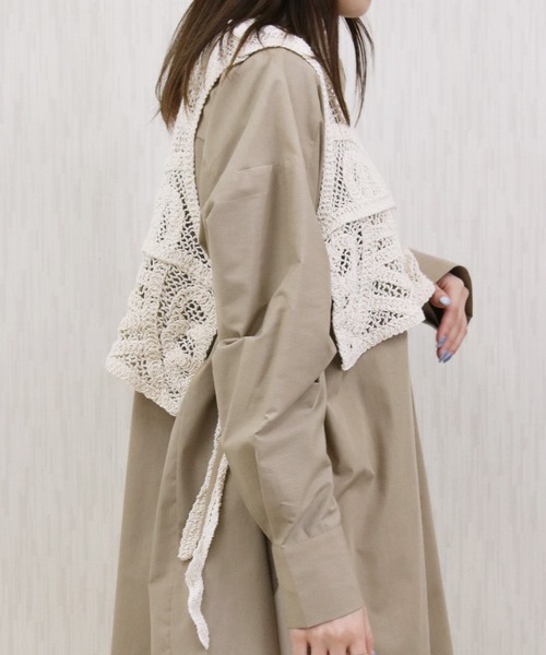 Social GIRL(ソーシャルガール)の「クロシェ編みショートベスト(ベスト・レディース・ブラック/アイボリー・M)」の3枚目の写真