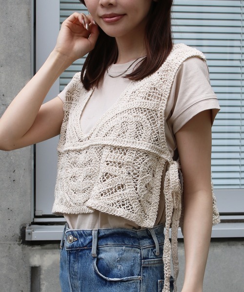 Social GIRL(ソーシャルガール)の「クロシェ編みショートベスト(ベスト・レディース・ブラック/アイボリー・M)」の21枚目の写真
