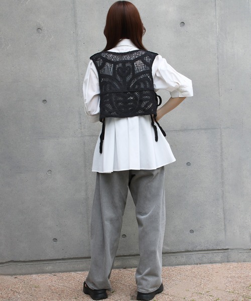 Social GIRL(ソーシャルガール)の「クロシェ編みショートベスト(ベスト・レディース・ブラック/アイボリー・M)」の18枚目の写真