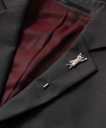 Quit Running（クイトランニング）の「メタル細工 ラペルピン スーツ襟元アクセサリー 専用BOX付（ネクタイピン）」