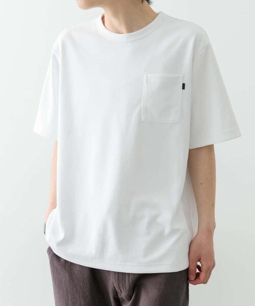 ITEMS URBANRESEARCH(アイテムズ アーバンリサーチ)の「『速乾/イージーケア/UVカット』高機能ポンチショートスリーブカットソー(Tシャツ/カットソー・メンズ・ブラック/ベージュ/ブルー/ホワイト・SMALL/MEDIUM/LARGE)」の7枚目の写真