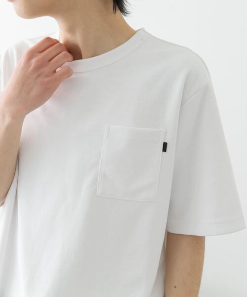 ITEMS URBANRESEARCH(アイテムズ アーバンリサーチ)の「『速乾/イージーケア/UVカット』高機能ポンチショートスリーブカットソー(Tシャツ/カットソー・メンズ・ブラック/ベージュ/ブルー/ホワイト・SMALL/MEDIUM/LARGE)」の8枚目の写真