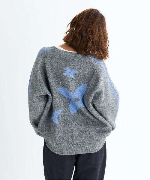 ROXY(ロキシー)の「BON VOYAGE WITH ROXY /ロキシーバックフラワージャガードクルーネックニットセーター(ニット/セーター・レディース・オレンジ/グレー/チャコールグレー・MEDIUM/LARGE)」の8枚目の写真