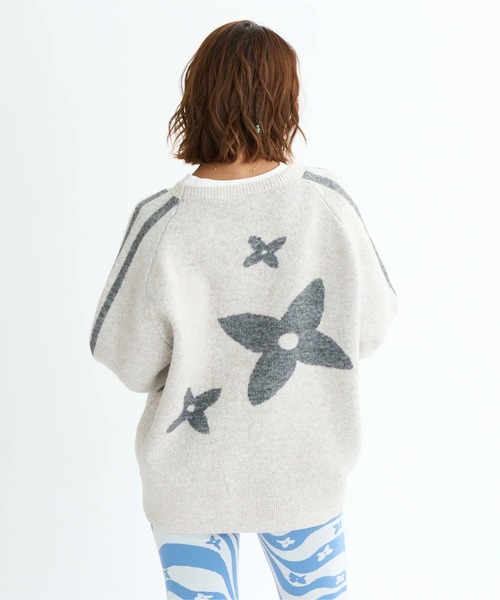 ROXY(ロキシー)の「BON VOYAGE WITH ROXY /ロキシーバックフラワージャガードクルーネックニットセーター(ニット/セーター・レディース・オレンジ/グレー/チャコールグレー・MEDIUM/LARGE)」の21枚目の写真