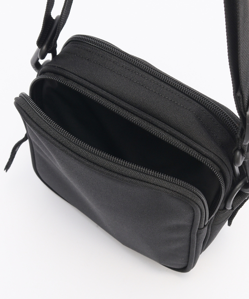 Carhartt WIP(カーハートダブリューアイピー)の「CARHARTT WIP / カーハート ダブリューアイピー ESSENTIALS BAG SMALL I031470(ショルダーバッグ・メンズ・ブラック・FREE)」の7枚目の写真