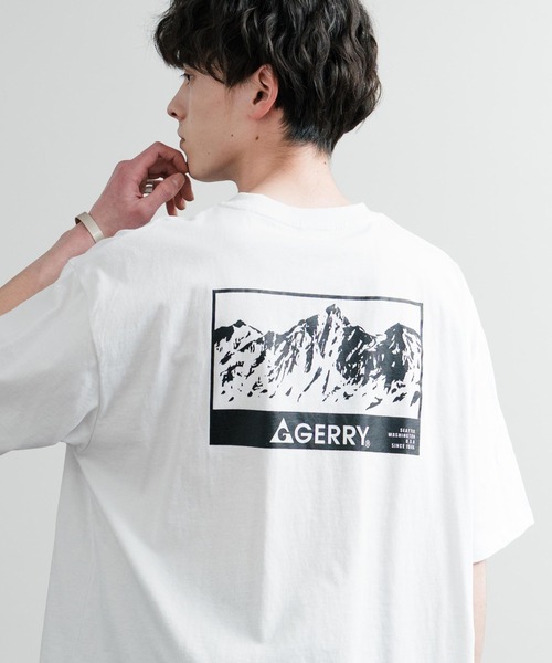 GERRY(ジェリー)の「GERRY ジェリー オーバーサイズワンポイントロゴ刺繍バックプリント半袖クルーネックTシャツ(Tシャツ/カットソー・メンズ・ブラック/ホワイト系/ホワイト系1/ブルー/アッシュグレー/グレー系/ブルー系/ブラック系/ブルー系1/ホワイト/グレー系1/ブラック系1・M/L/LL)」の2枚目の写真