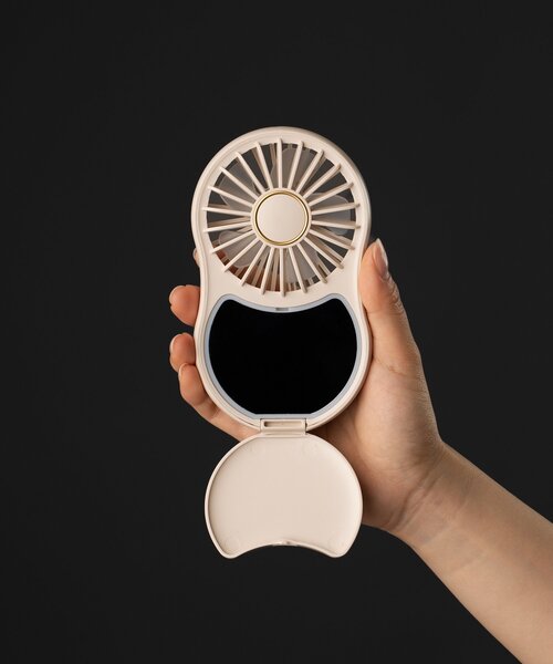 BIRTHDAY BAR（バースデイバー）の「LEDミラー付きハンディファン（生活家電・レディース・ベージュ/パープル・0）」の11枚目の写真