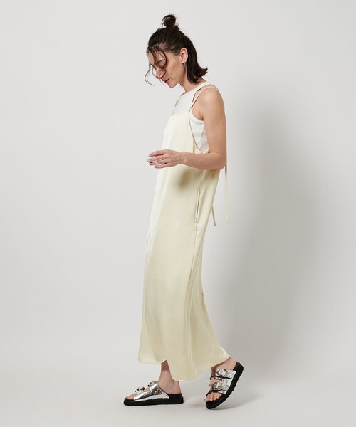 BEAUTY&YOUTH UNITED ARROWS（ビューティーアンドユースユナイテッドアローズ）の「ポリエステルサテン キャミワンピース（ワンピース・レディース・ブラック/オフホワイト・S/M）」の4枚目の写真