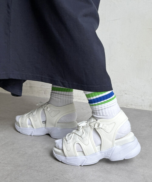 CPCM(シーピーシーエム)の「厚底レースアップスポサン(サンダル・レディース・アイボリー/ブラック/ブラック系その他・SMALL/MEDIUM/LARGE)」の4枚目の写真