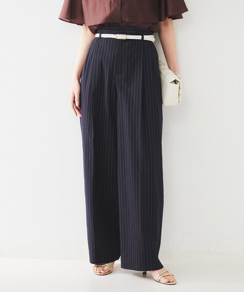 UNTITLED（アンタイトル）の「【セットアップ可能／オンオフ】ラミー混 タックワイドパンツ（その他パンツ・レディース・オリーブ/ライトベージュ/ブラウン系その他/ネイビー系2/オフホワイト・03/02/01/50/00/48/46/44/42/04）」の5枚目の写真