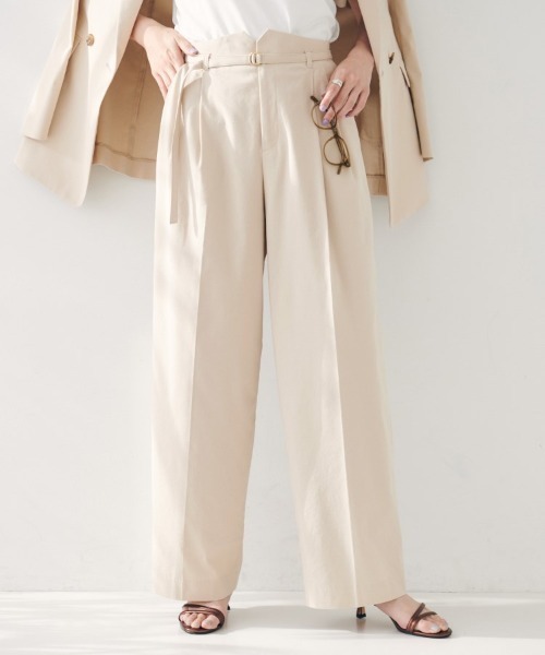 UNTITLED（アンタイトル）の「【セットアップ可能／オンオフ】ラミー混 タックワイドパンツ（その他パンツ・レディース・オリーブ/ライトベージュ/ブラウン系その他/ネイビー系2/オフホワイト・03/02/01/50/00/48/46/44/42/04）」の3枚目の写真