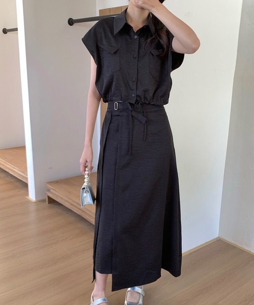 DAY CLOSET(デイ クローゼット)の「レディース クロップド丈フレンチスリーブシャツ+ラップ風ロングスカート 2点セット(セットアップ・レディース・ブラウン/ブラック/ベージュ・FREE)」の2枚目の写真