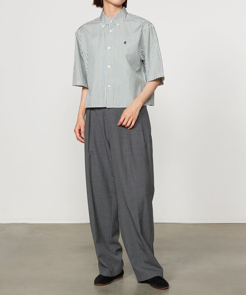 GYMPHLEX(ジムフレックス)の「Gymphlex | ショート ボタンダウン半袖シャツ STRIPE WOMEN(シャツ/ブラウス・レディース・グリーン系その他・14)」の2枚目の写真