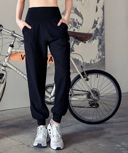 Bifrost（ビフレスト）の「フィットネス速乾パンツ ランニング ヨガウェア（その他パンツ・レディース・カーキ/パープル/ブルー/ブラック・M/L）」の10枚目の写真