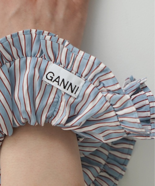 GANNI Yarn dyed stripe frill scrunchie（シュシュ）｜GANNI