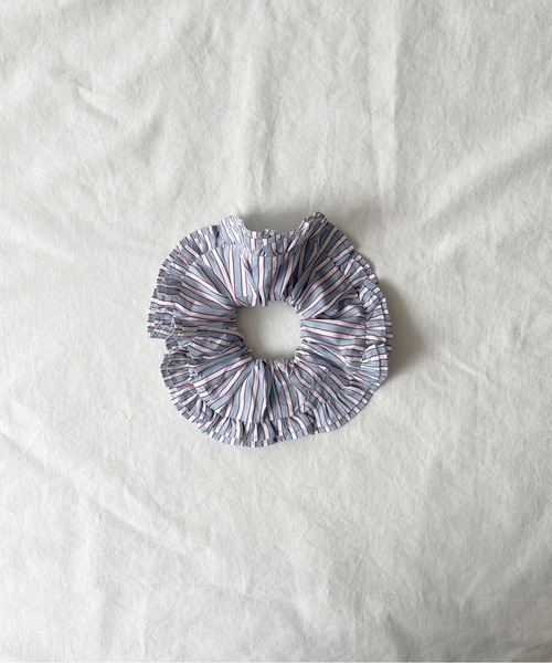 【当店一番人気】 GANNI Yarn dyed stripe frill scrunchie（シュシュ）｜GANNI ヘアアクセサリー
