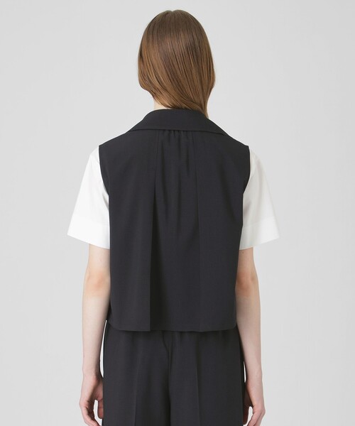 BLUE LABEL CRESTBRIDGE（ブルーレーベルクレストブリッジ）の「ハイカウントナノショートベスト（ベスト・レディース・ベージュ/ブラック・38）」の6枚目の写真