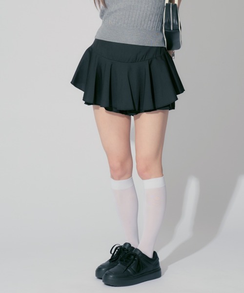 ALLuRing ChaRm(アリュリングチャーム)の「Frilled culottes / フリルキュロット(スカート・レディース・ブラック/ブラック系1/ブラウン・S/M)」の5枚目の写真