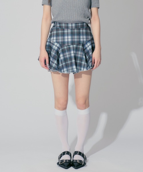 ALLuRing ChaRm(アリュリングチャーム)の「Frilled culottes / フリルキュロット(スカート・レディース・ブラック/ブラック系1/ブラウン・S/M)」の12枚目の写真