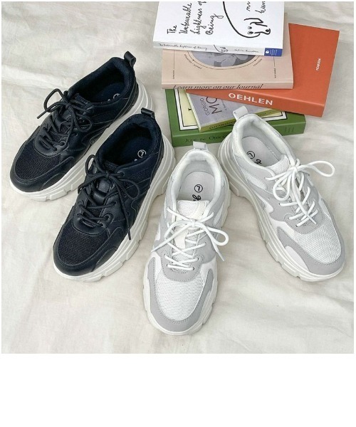 GORGE（ゴージ）の「《厚底×ボリュームソール》レディース DADスニーカー ダッドスニーカー トレンドカジュアル（スニーカー・レディース・ブラック/ホワイト・LL/M/L/S）」の9枚目の写真