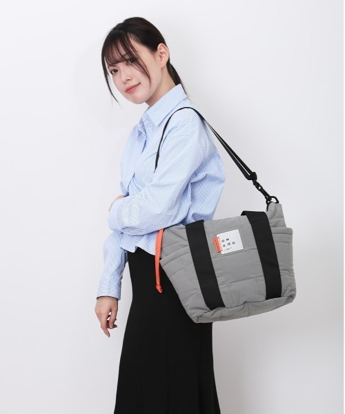 Wpc.（ダブリュピーシー）の「ONDOO byWpc. キルティング2WAYトート（トートバッグ・レディース・グレー/オフホワイト/ベージュ/ブラック・FREE）」の12枚目の写真