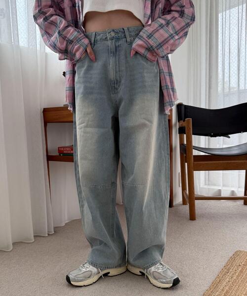 WEGO（ウィゴー）の「WEGO/サマーデニムバレルレッグパンツ（デニムパンツ・レディース・スカイブルー/コバルトブルー・SMALL/MEDIUM）」の17枚目の写真