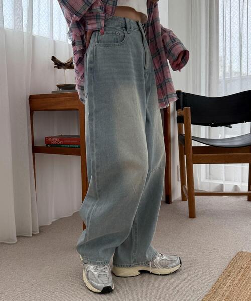 WEGO（ウィゴー）の「WEGO/サマーデニムバレルレッグパンツ（デニムパンツ・レディース・スカイブルー/コバルトブルー・SMALL/MEDIUM）」の20枚目の写真