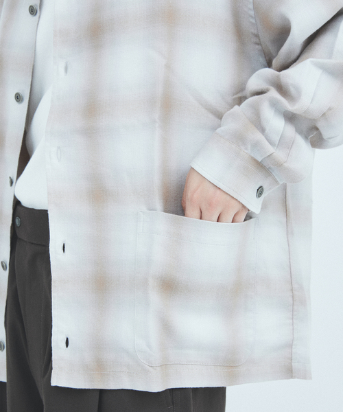 JOURNAL STANDARD J.S HOMESTEAD（ジャーナルスタンダードホームステッド）の「J.S.Homestead / リラックス オンブレ オープン カラー シャツ（シャツ/ブラウス・メンズ・ウッド/ベージュ系その他/チャコールグレー/グレー・LARGE/MEDIUM）」の19枚目の写真