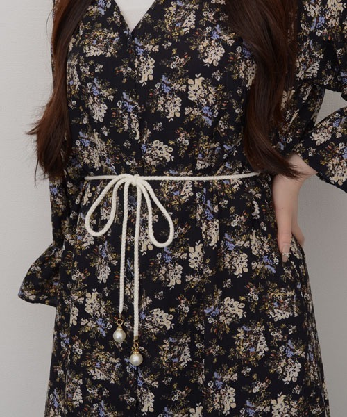 VIBGYOR Women（ヴィブジョー　ウィメン）の「【resonance】パール付き シンプルデザイン ウエストマーク 細ロープベルト【マルチウェイ】（ベルト・レディース・ブラウン/オフホワイト/ネイビー/ベージュ/ブラック・FREE）」の7枚目の写真