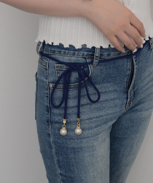 VIBGYOR Women（ヴィブジョー　ウィメン）の「【resonance】パール付き シンプルデザイン ウエストマーク 細ロープベルト【マルチウェイ】（ベルト・レディース・ブラウン/オフホワイト/ネイビー/ベージュ/ブラック・FREE）」の15枚目の写真