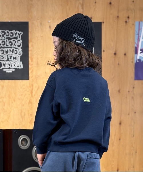 GROOVY COLORS（グルービーカラーズ）の「BASIC SKATE DOG Sweat Shirt（スウェット・キッズ・ネイビー・115/125）」の4枚目の写真